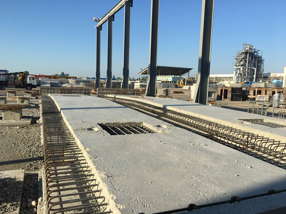 Stockage des dalles en usine Pont de Manosque